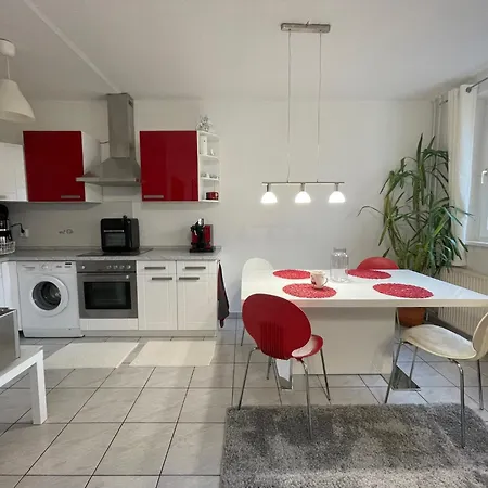Beims Apartment-Vollausstattung-Kueche, Kostenlos-Wfi, Smart-Tv Magdeburg Exterior photo